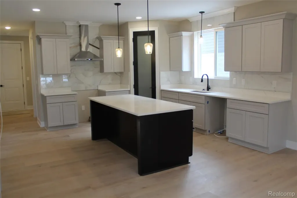 50315 Arcadia Drive Macomb Township MI 48042