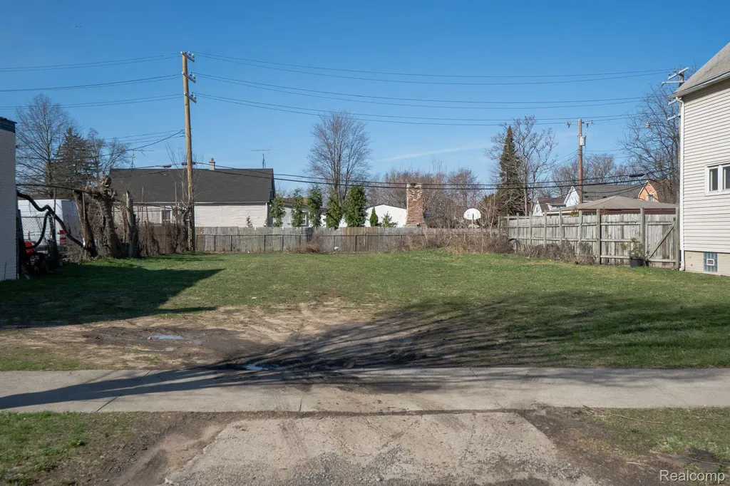 1317 Lawndale Street Detroit City MI 48209