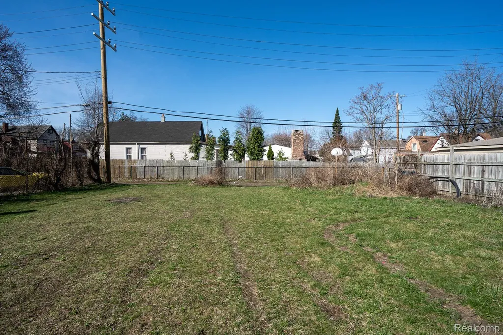 1317 Lawndale Street Detroit City MI 48209