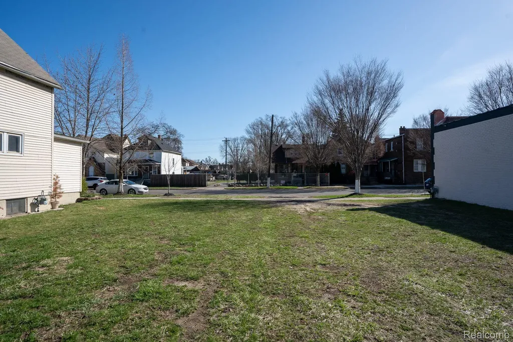 1317 Lawndale Street Detroit City MI 48209