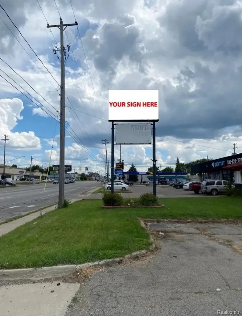 3756 S Dort Flint City MI 48507