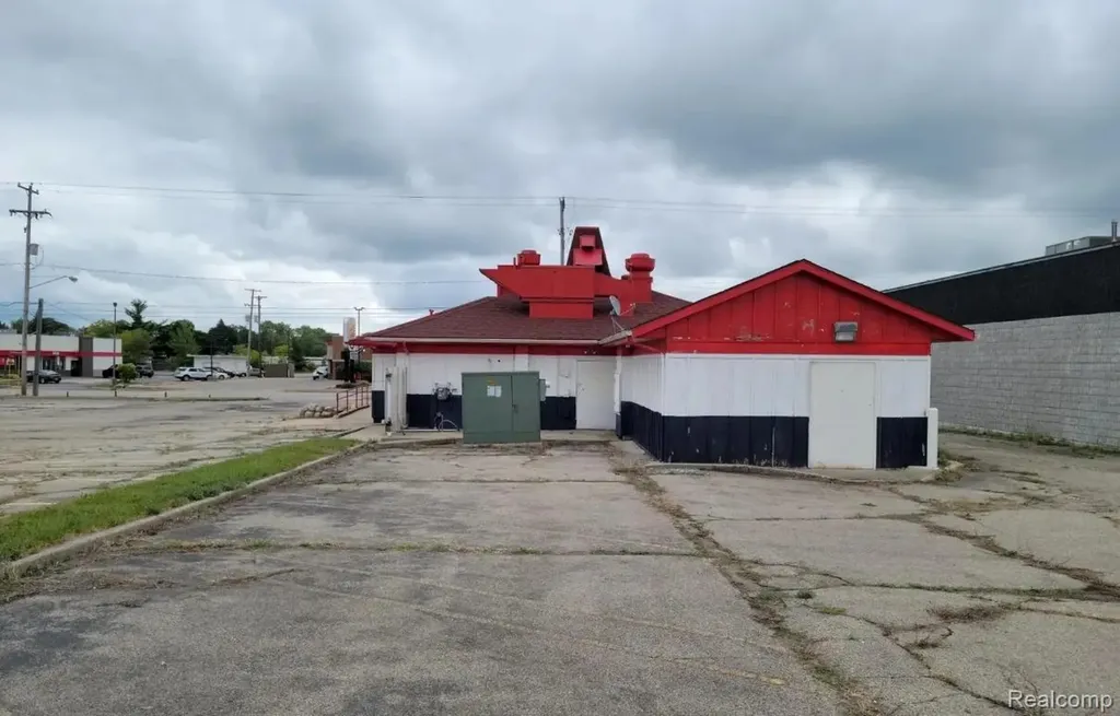 3756 S Dort Flint City MI 48507