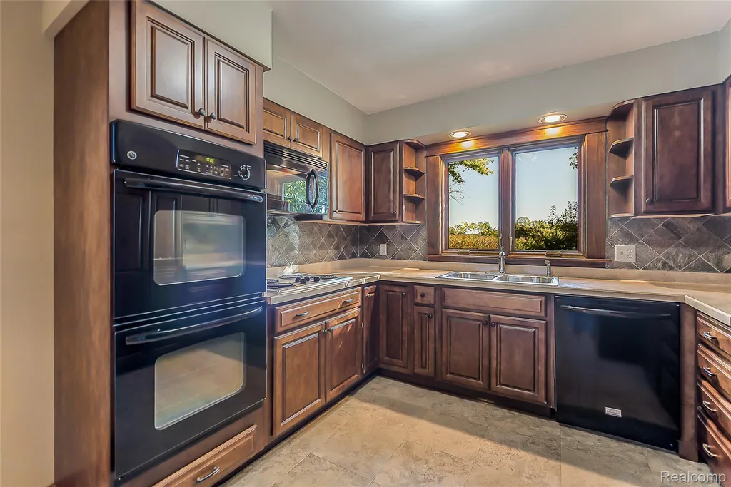 3920 W Ellsworth Road Lodi Township MI 48103