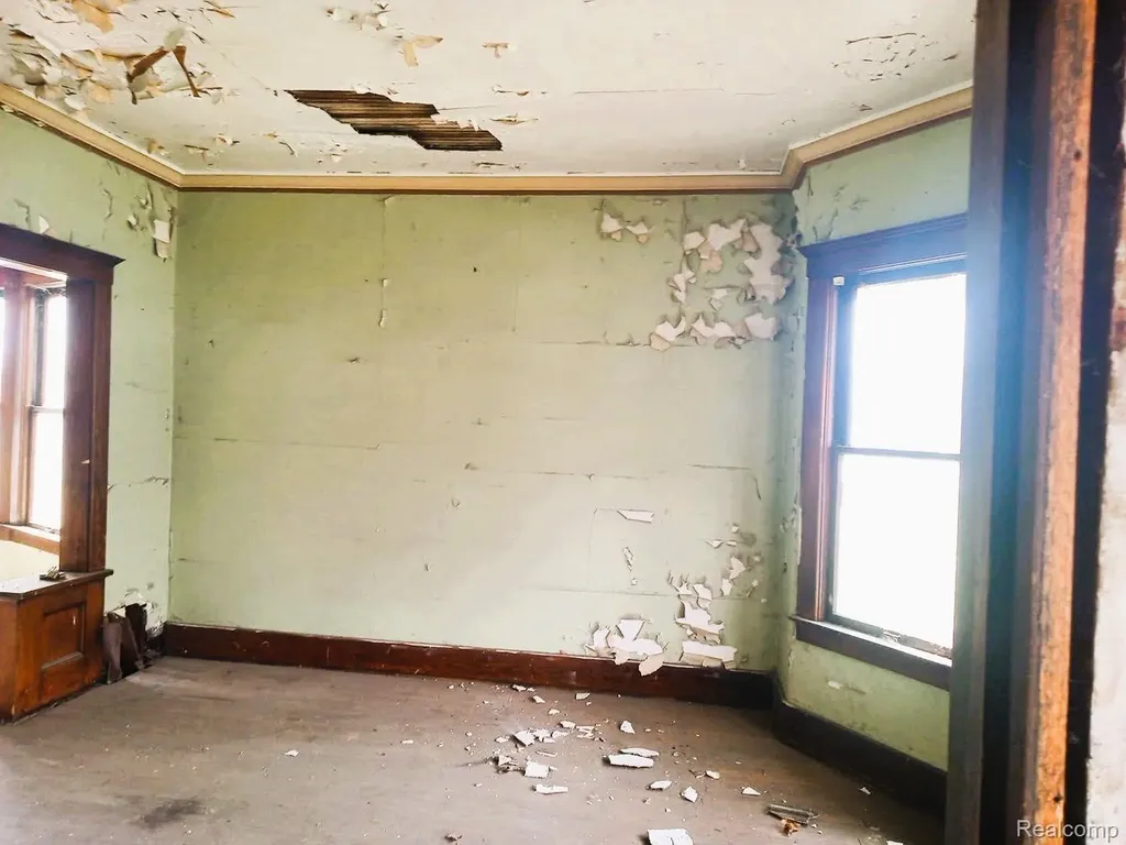 6050 Vermont Street Detroit City MI 48208