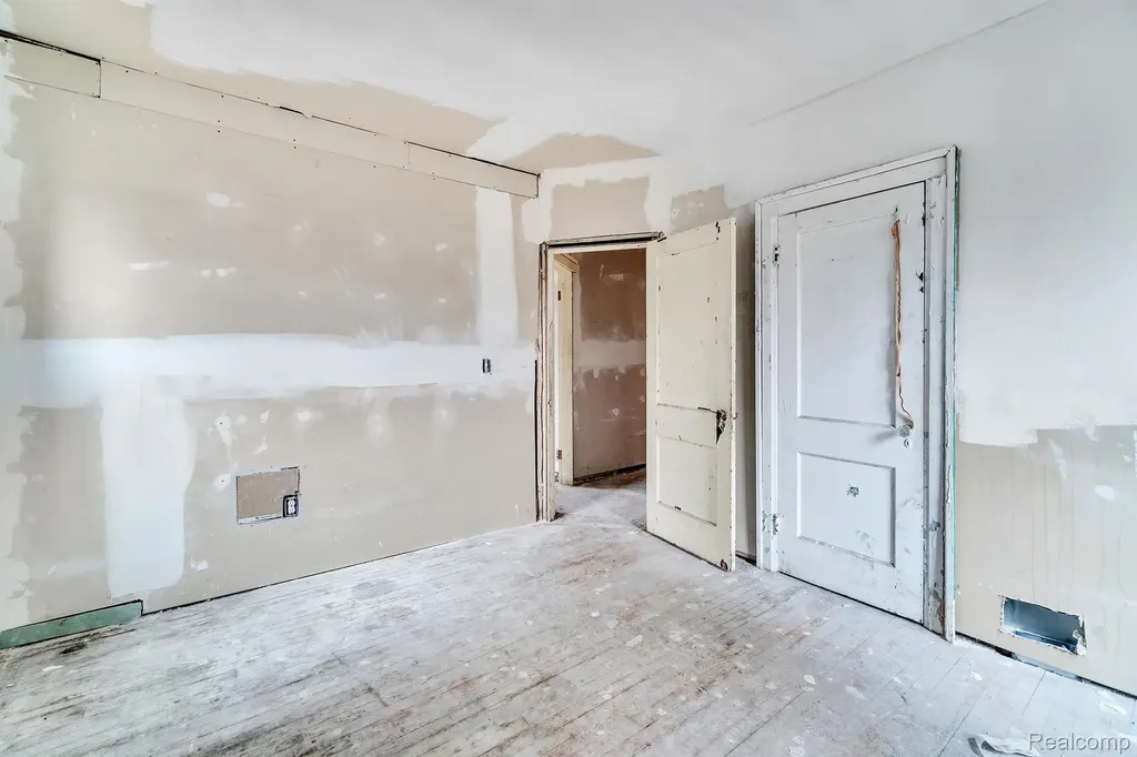 2051 Calvert Street Detroit City MI 48206