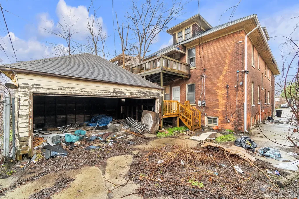 2051 Calvert Street Detroit City MI 48206