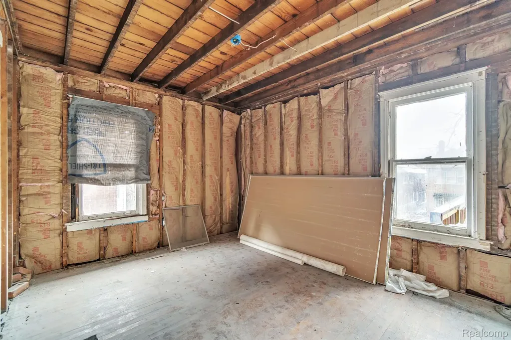 2051 Calvert Street Detroit City MI 48206
