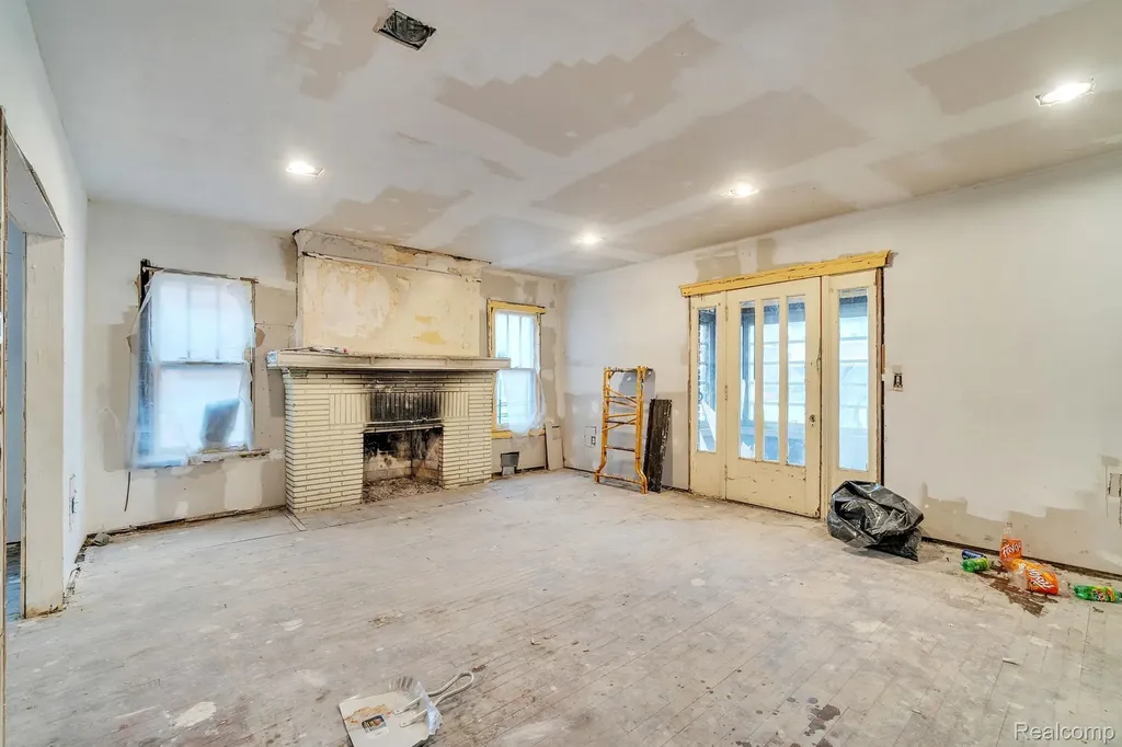 2051 Calvert Street Detroit City MI 48206
