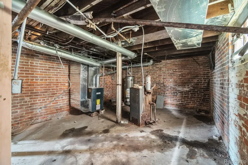 2051 Calvert Street Detroit City MI 48206