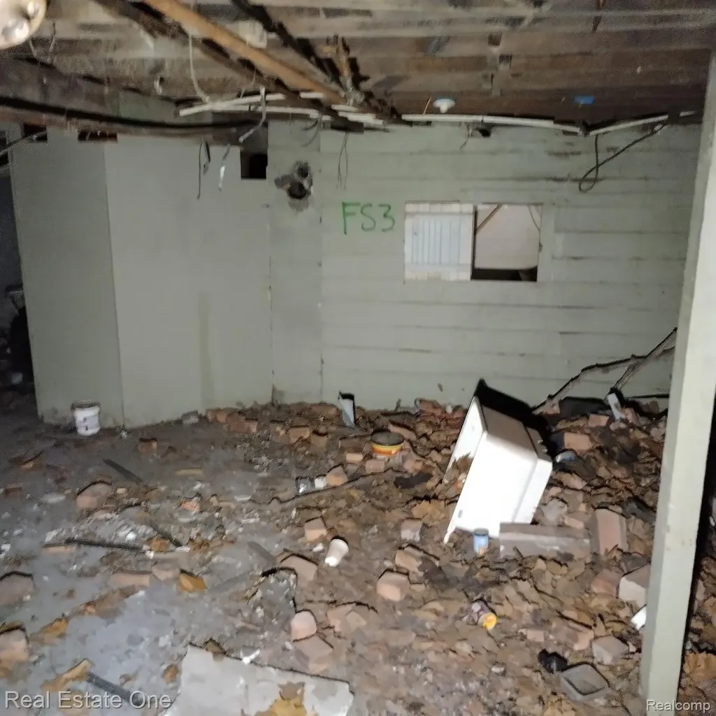4266 Waverly Street Detroit City MI 48238