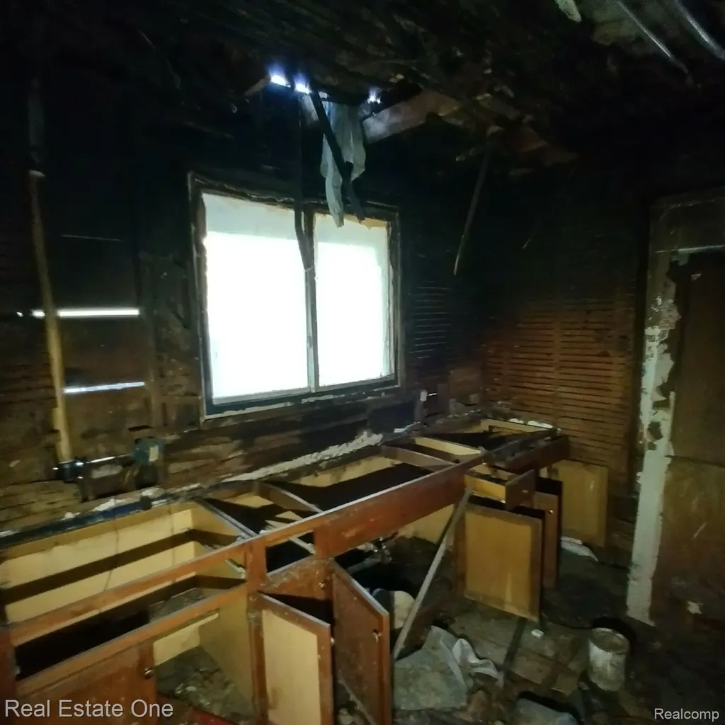 4266 Waverly Street Detroit City MI 48238