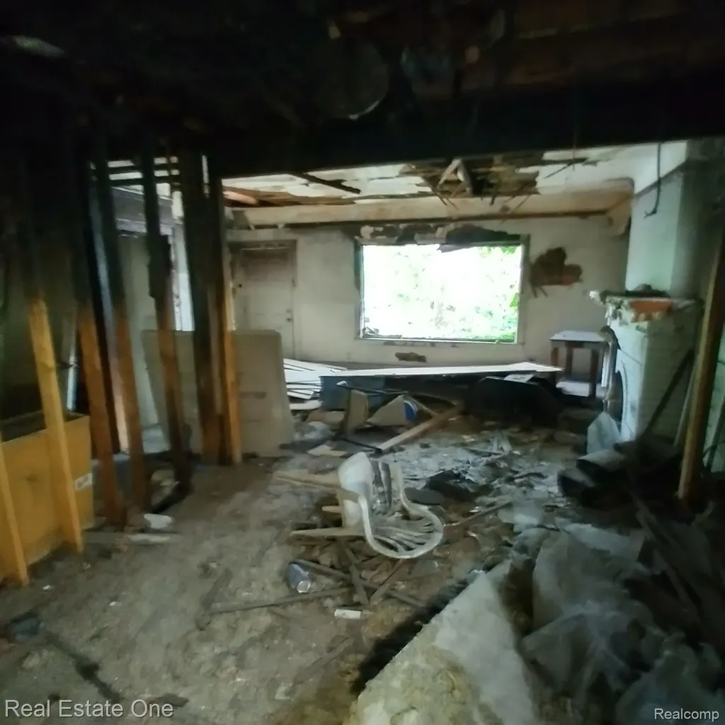 4266 Waverly Street Detroit City MI 48238