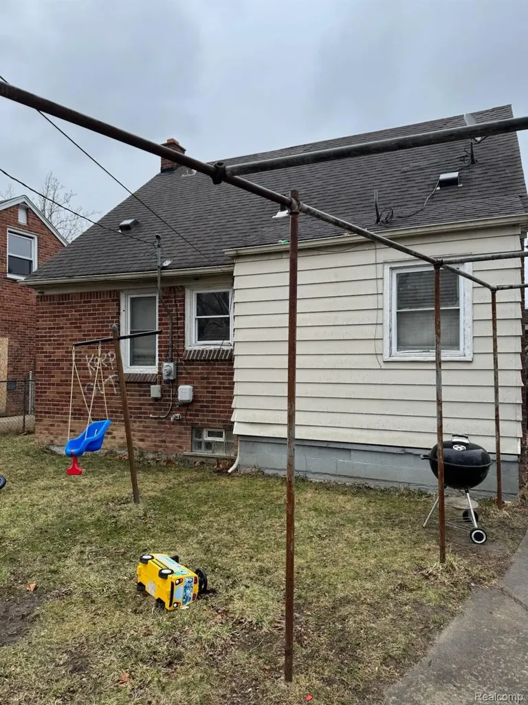 7265 Evergreen Avenue Detroit City MI 48228