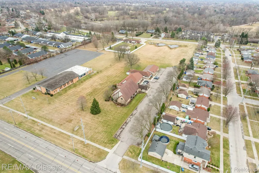 26701 Joy Road Dearborn Heights City MI 48127