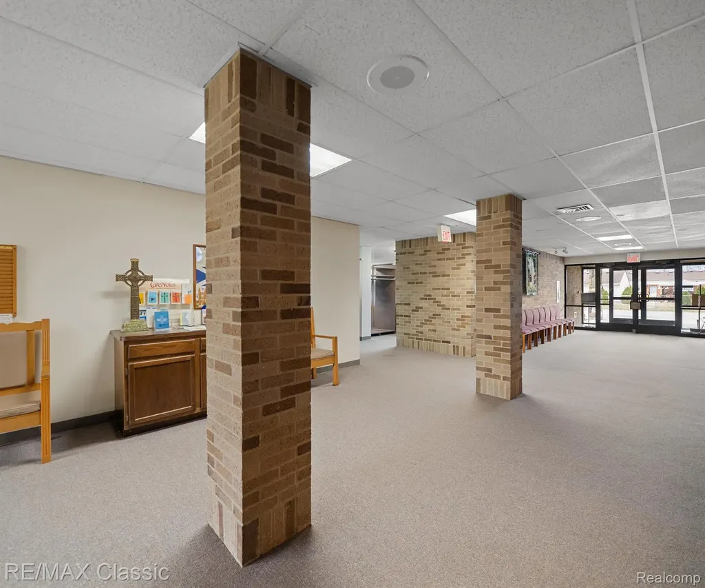 26701 Joy Road Dearborn Heights City MI 48127
