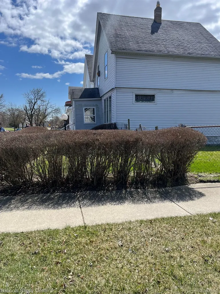 5181 Holcomb Street Detroit City MI 48213