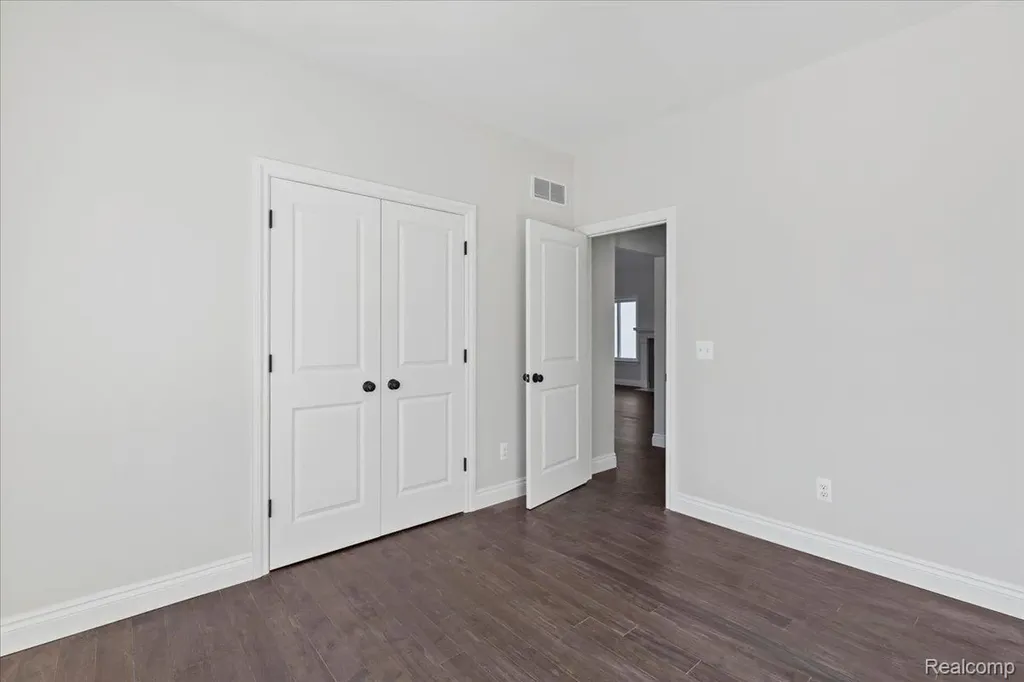 4070 Metamora Ridge Metamora Village MI 48455