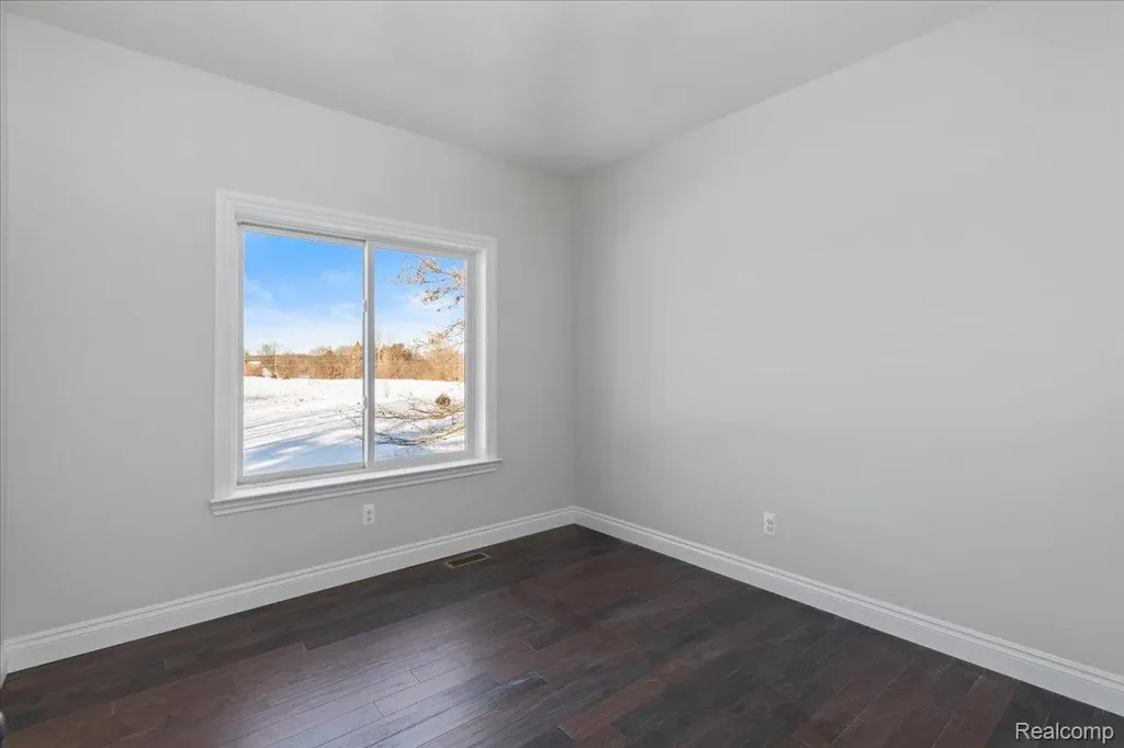 4070 Metamora Ridge Metamora Village MI 48455