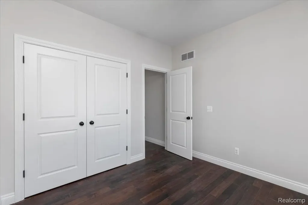 4070 Metamora Ridge Metamora Village MI 48455