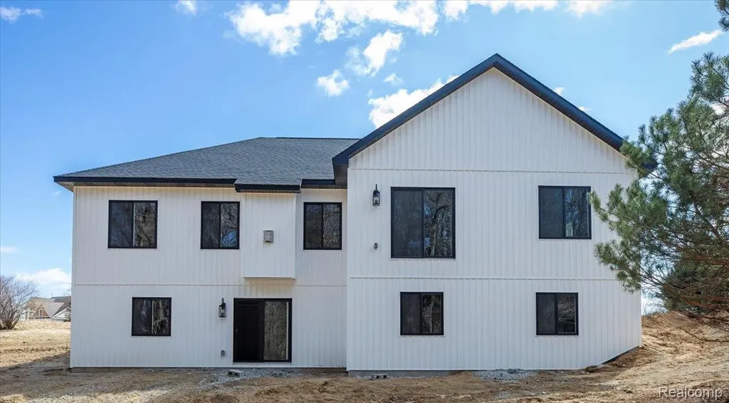 4070 Metamora Ridge Metamora Village MI 48455