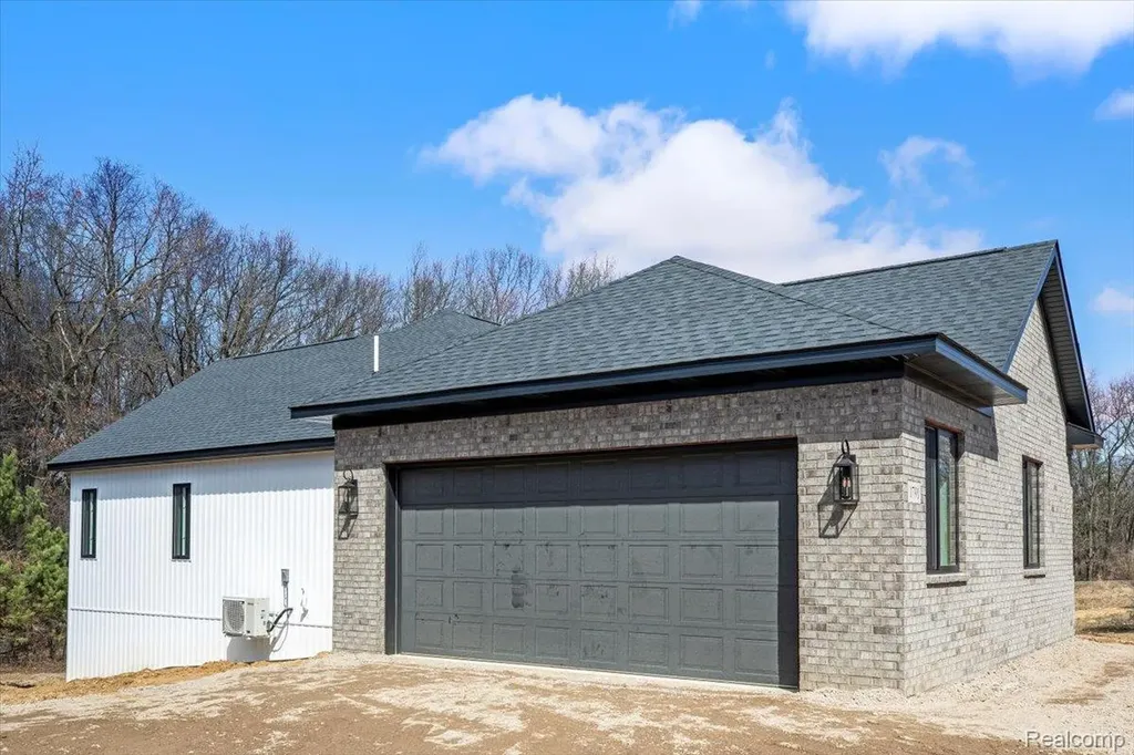 4070 Metamora Ridge Metamora Village MI 48455