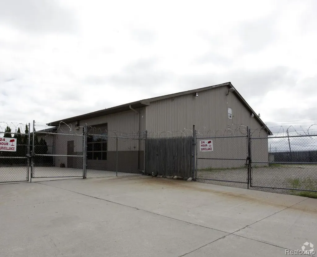 1559 N Lapeer Road Oxford Charter Township MI 48371