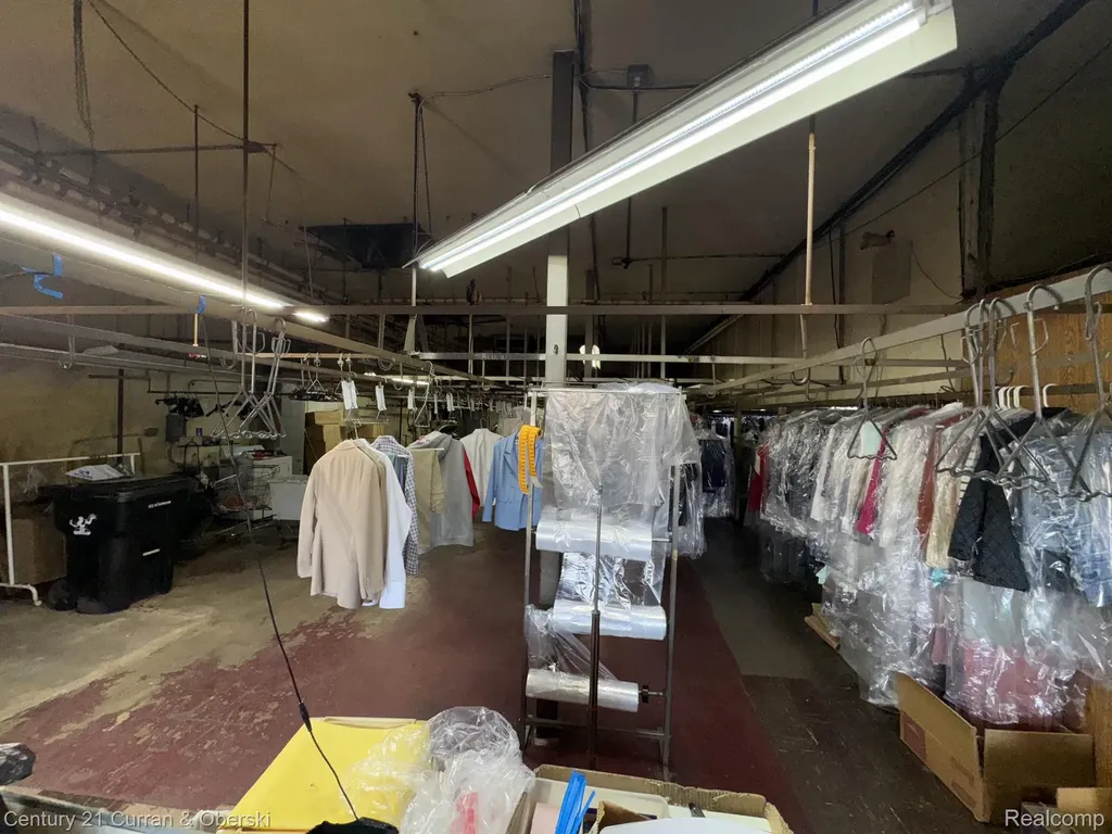 19520 Grand River Avenue Detroit City MI 48223