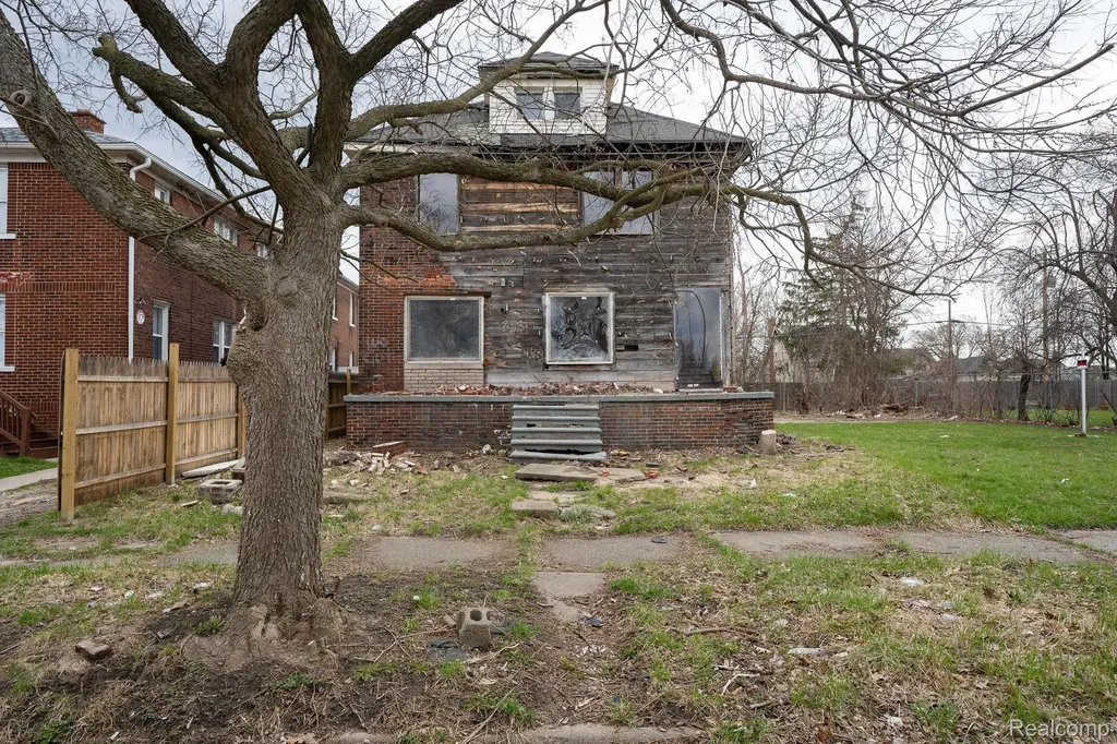 2224 Anderdon Street Detroit City MI 48215