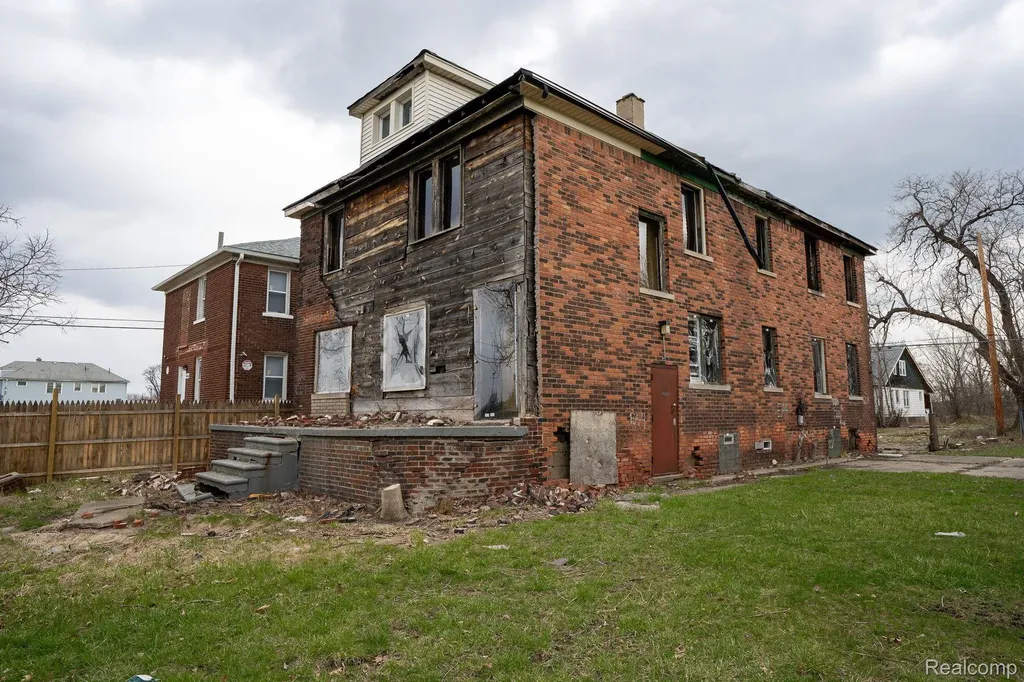 2224 Anderdon Street Detroit City MI 48215