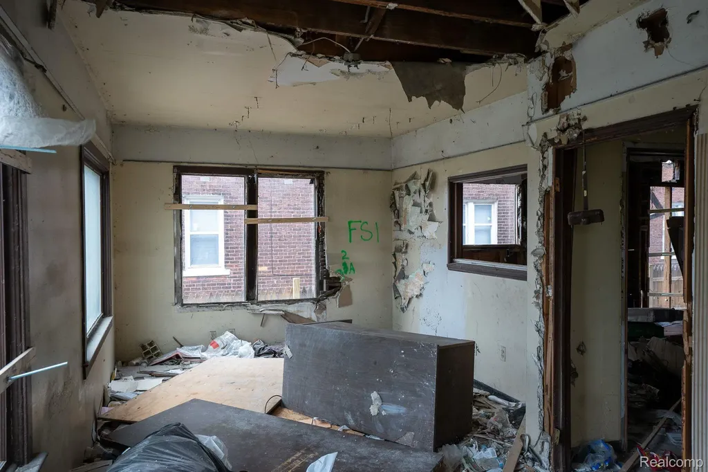 2224 Anderdon Street Detroit City MI 48215