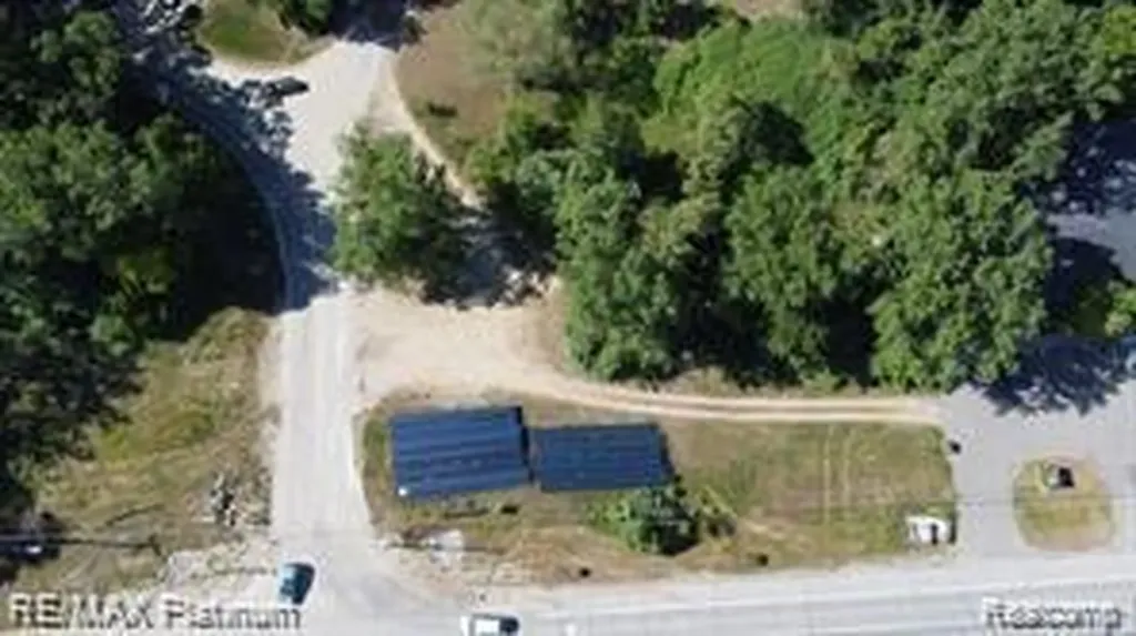 V/l Highland Road Hartland Township MI 48353