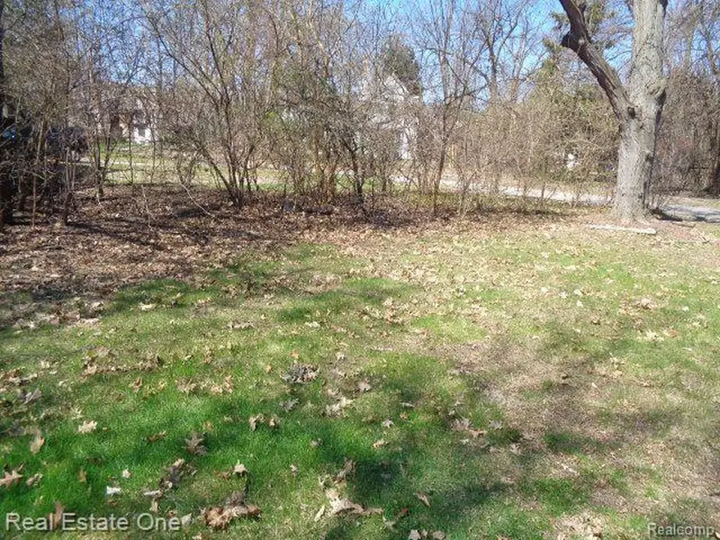 3215 Sherbourne Road Detroit City MI 48221
