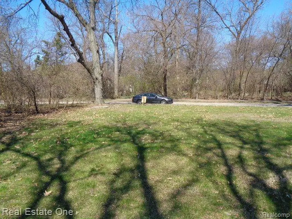 3215 Sherbourne Road Detroit City MI 48221