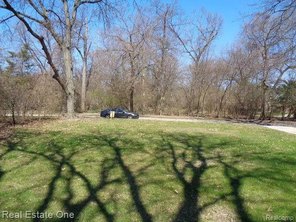 3215 Sherbourne Road Detroit City MI 48221