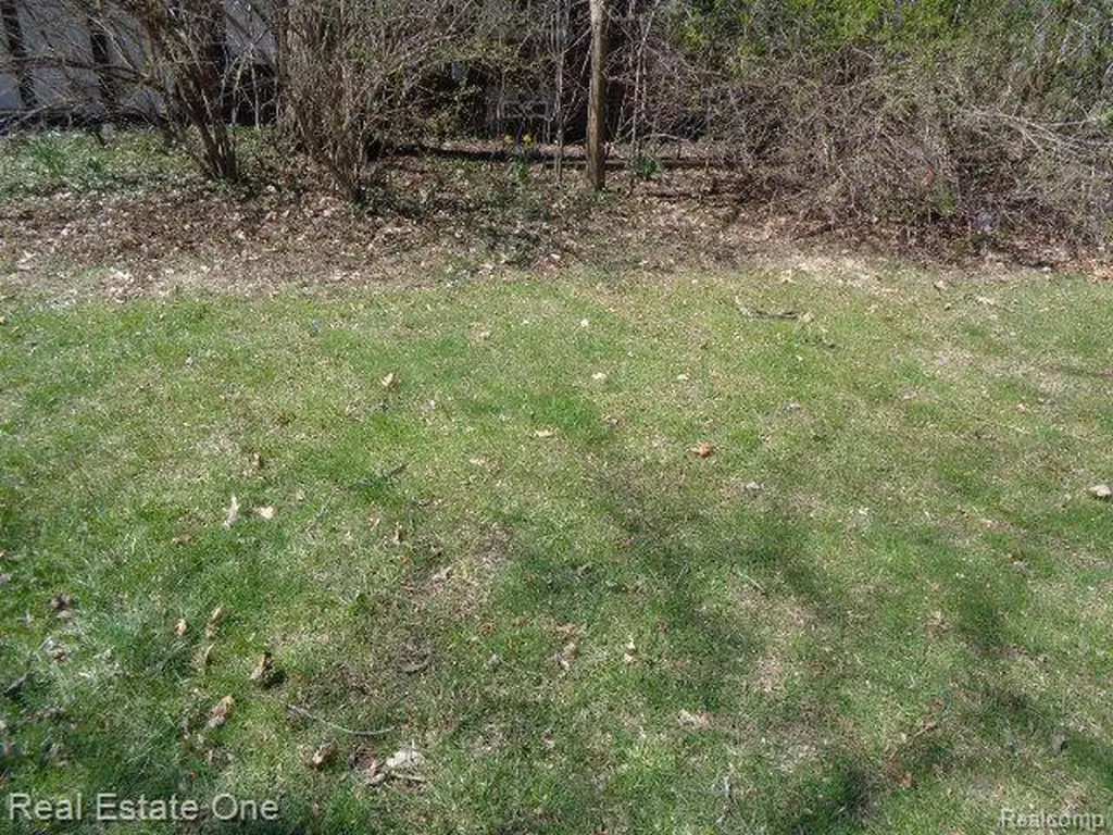 3215 Sherbourne Road Detroit City MI 48221