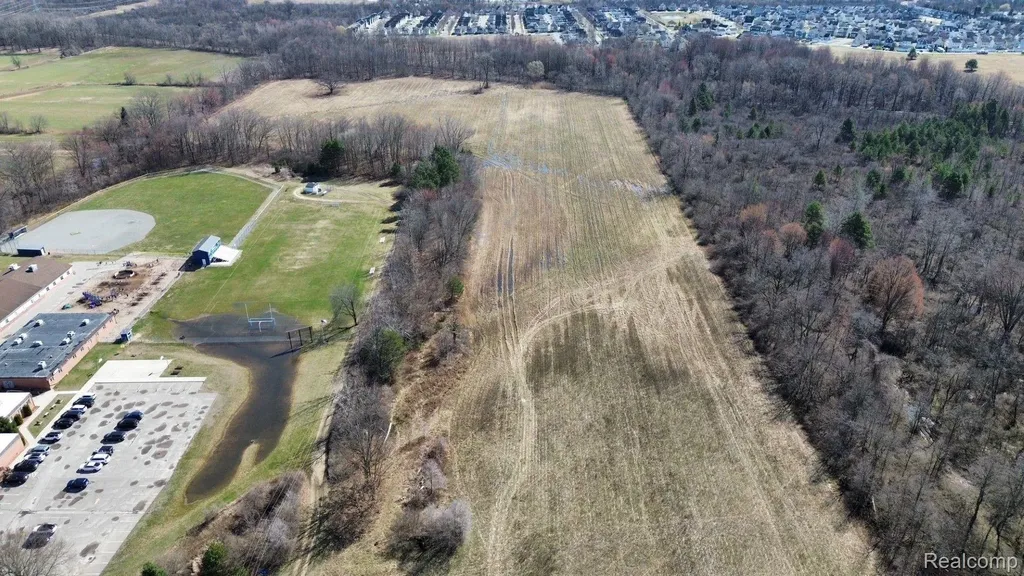 59740 Havenridge Road New Haven Village MI 48048