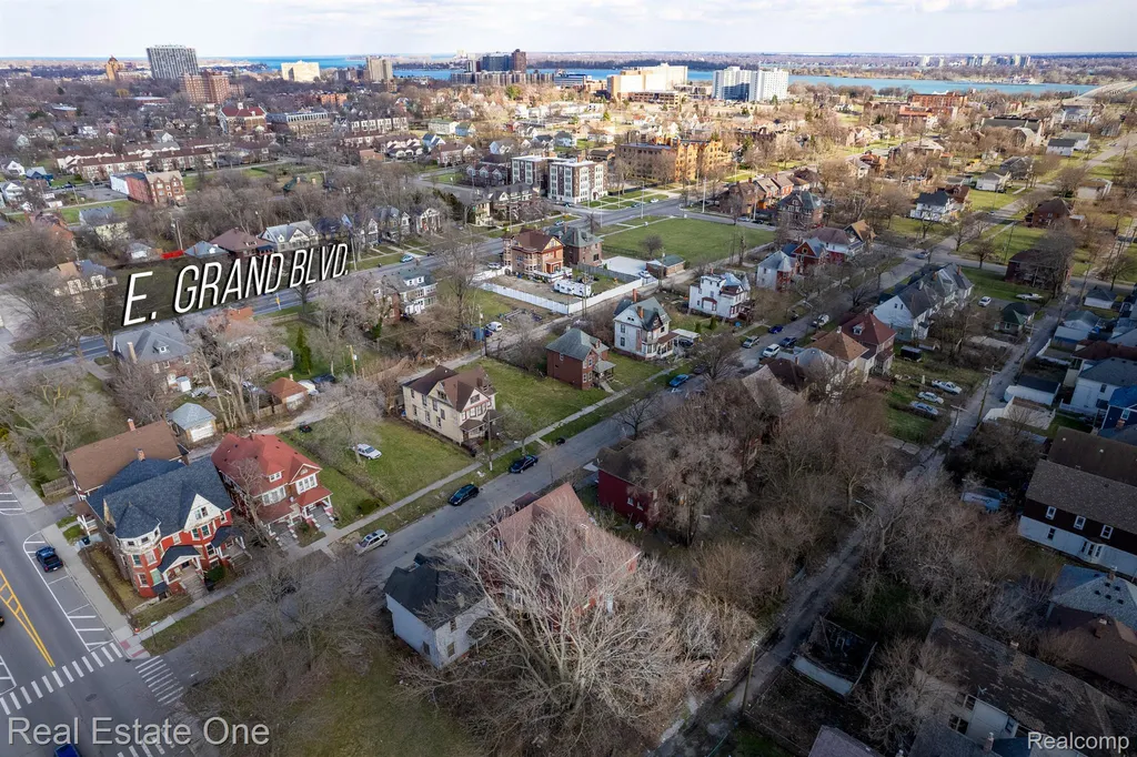 1821 Helen Street Detroit City MI 48207