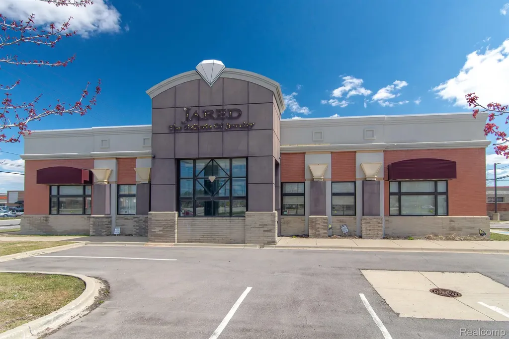 451 W 14 Mile Road Madison Heights City MI 48071