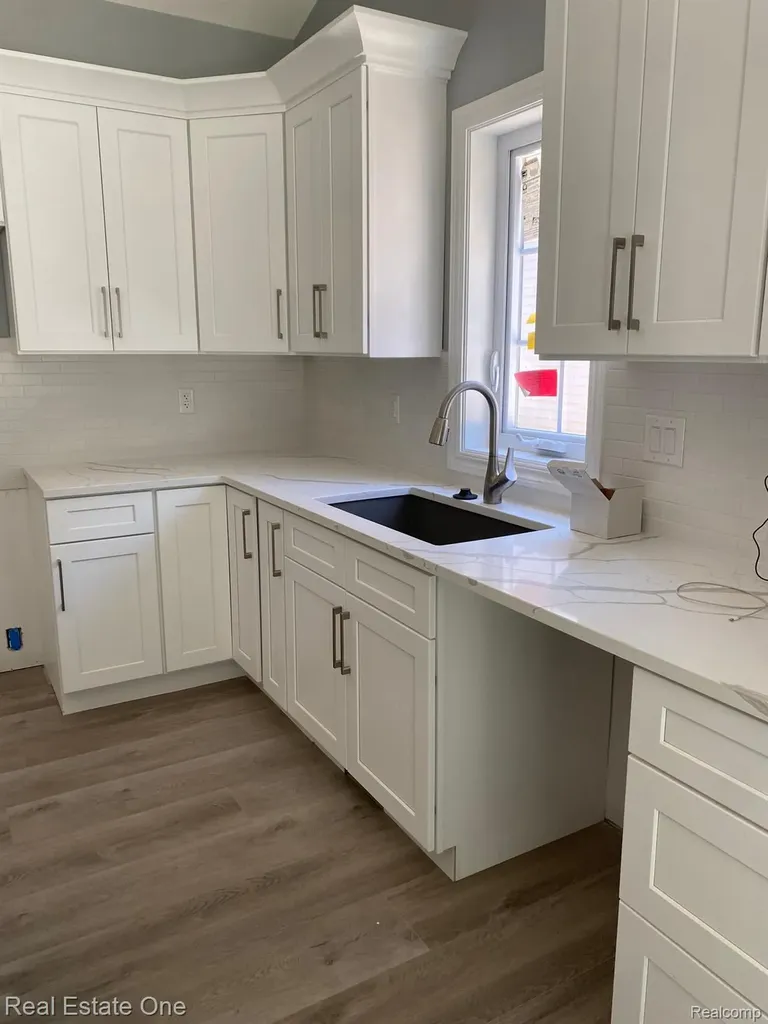 12280 Worthington Grand Blanc City MI 48439