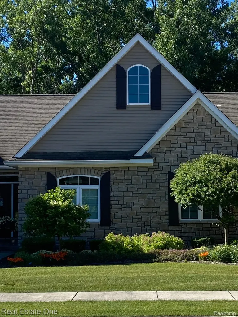 12280 Worthington Grand Blanc City MI 48439