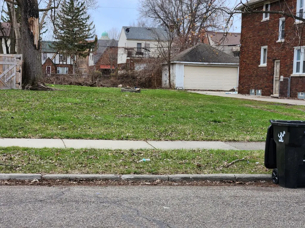 6111 Yorkshire Road Detroit City MI 48224