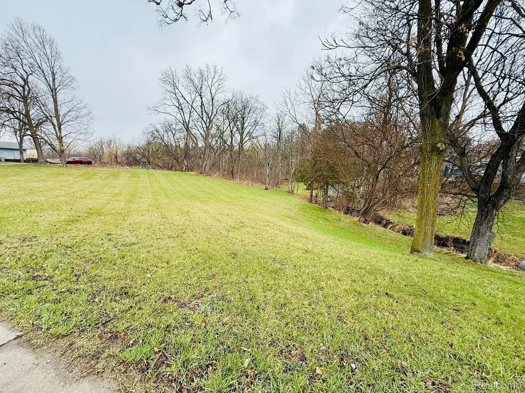 572 W Vienna Street Clio City MI 48420