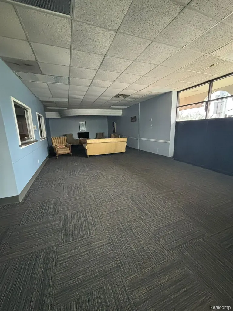 2830 Corunna Road Flint City MI 48503