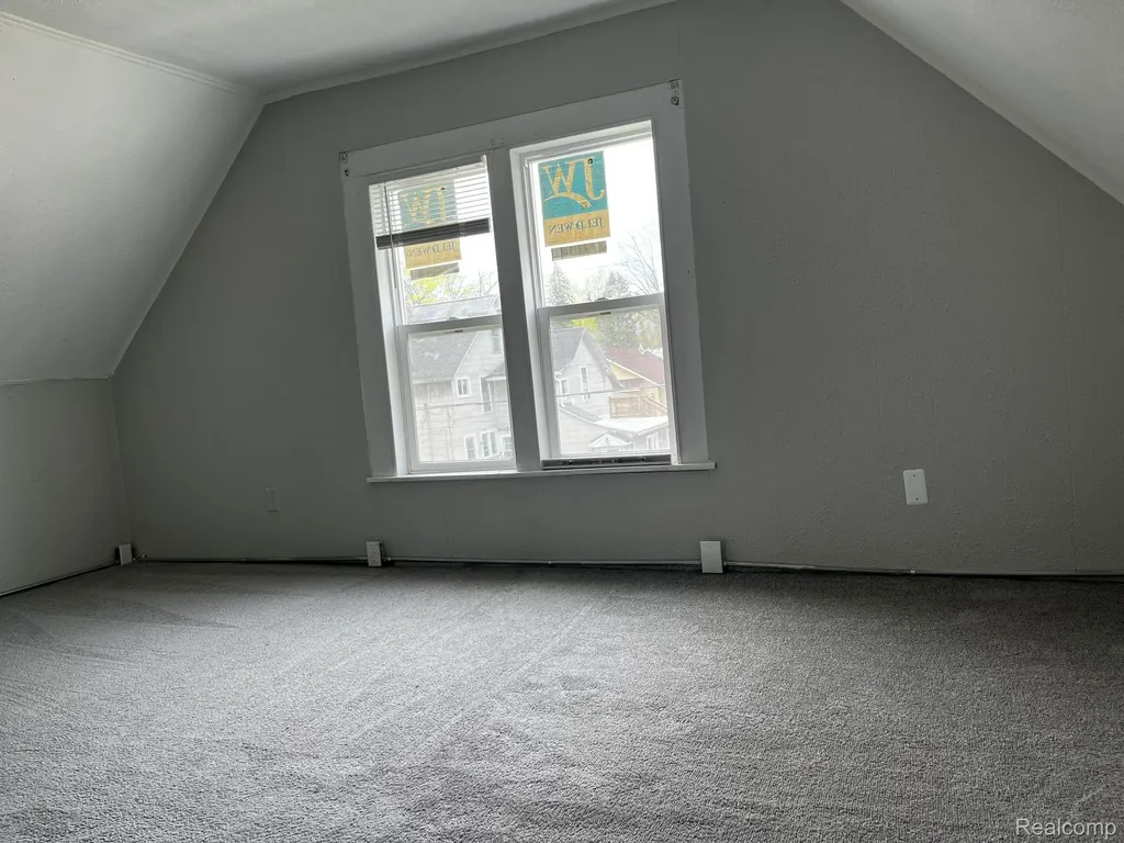 417 E Hunt Street Adrian City MI 49221