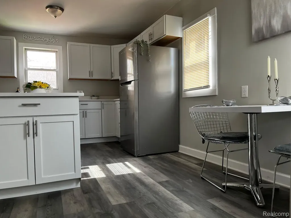417 E Hunt Street Adrian City MI 49221