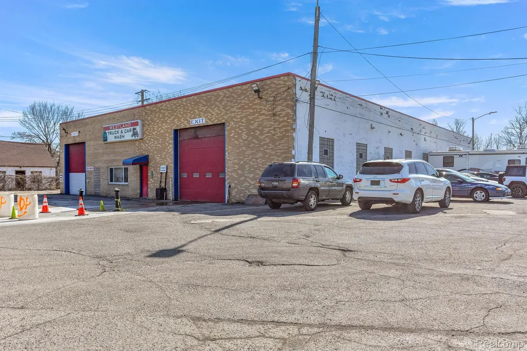 28735 Joy Road Westland City MI 48185