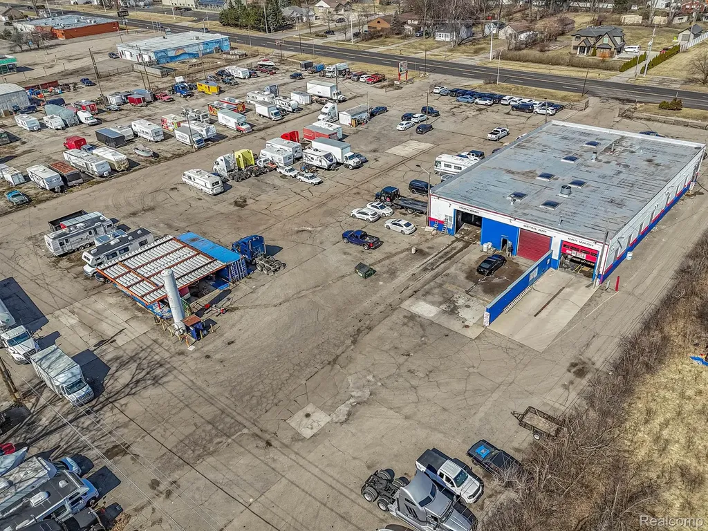 28735 Joy Road Westland City MI 48185