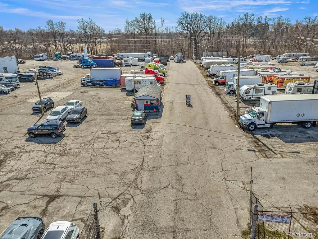 28735 Joy Road Westland City MI 48185
