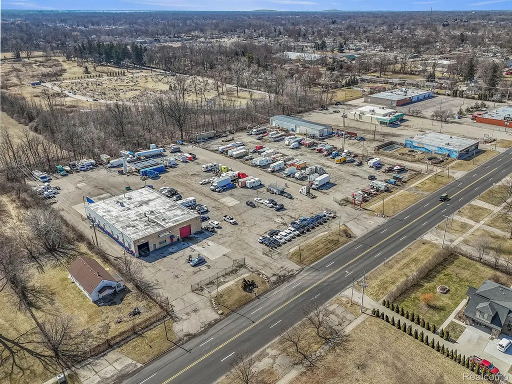 28735 Joy Road Westland City MI 48185