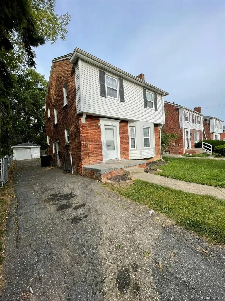 9375 Penrod Street Detroit City MI 48228